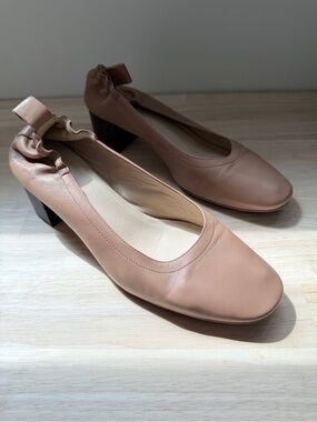 Everlane The Day Heel Nude Blush Leather Block Heel Pumps 7 |Minimal Balletcore